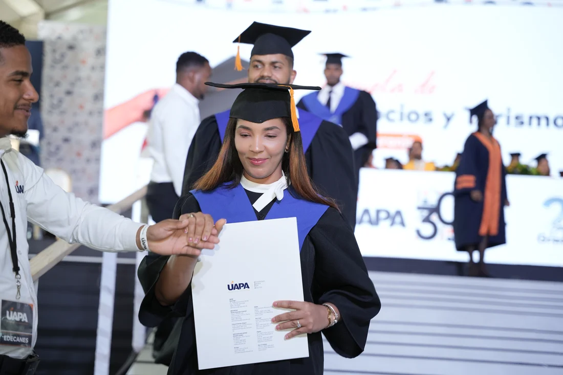 UAP04875