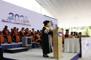 Discurso de la Dra. Altagracia López Ferreiras en la Septuagésima Quinta Graduación Ordinaria 3 Altagracia Lopez